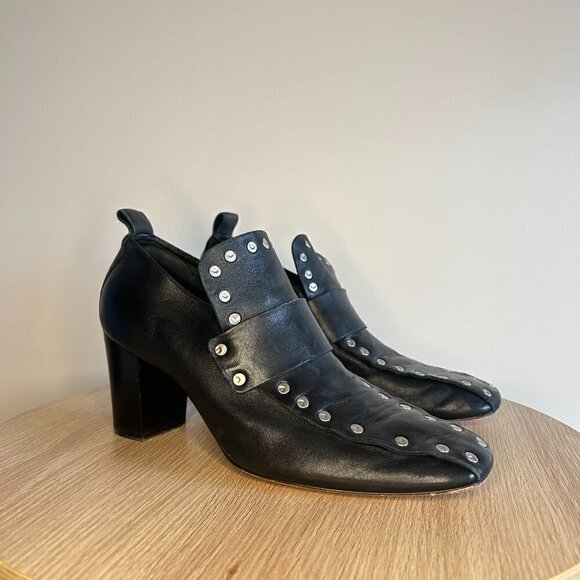 CELINE SOFT LEATHER SLIPPER PUMP 70 STUD DETAIL BLACK LOAFERS SIZE 38.5 - Picture 5 of 11